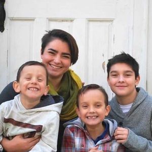 Meet your Posher, Sawyer